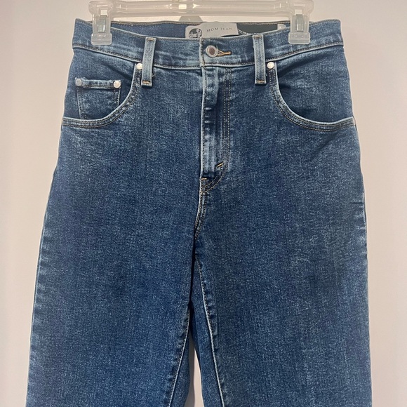 Levi’s Silver Tab Mom Jeans - Picture 2 of 5